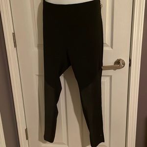 Plus size workout leggings